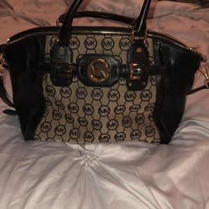 New Michael Kors purse